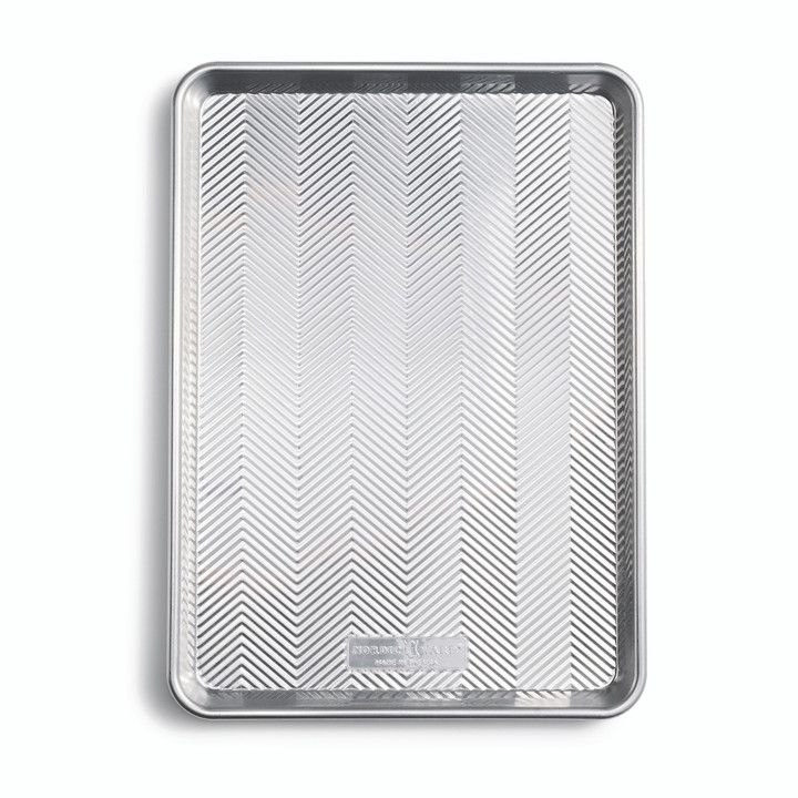 213739_PolishedAluminumHalfSheetPan-01__29670.1735832079