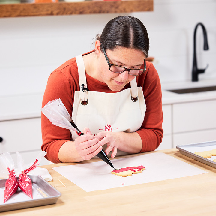 Candid_Cookie_Decorating_OD_711__81482.1733237459